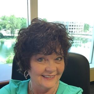 Meet your Posher, Pam